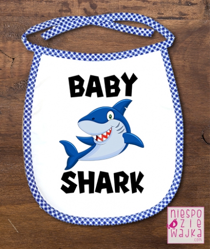 Śliniak obiadowy Baby Shark