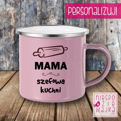 Kubek metalowy różowy emaliowany Szefowa kuchni: Mama, Babcia, imię