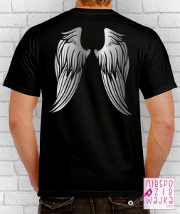Koszulka ze srebrnymi skrzydłami